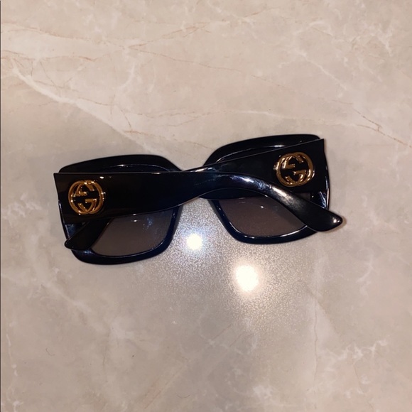 Brand New Gucci Oversize Rectangular Sunglasses - Picture 2 of 3
